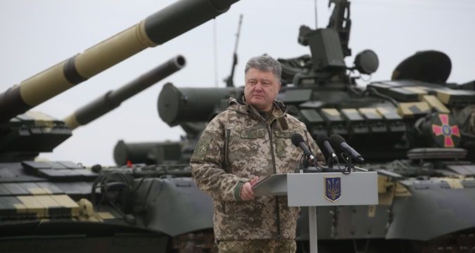 ДБР вивчає заяву про можливе “відмивання” Порошенком коштів на армії