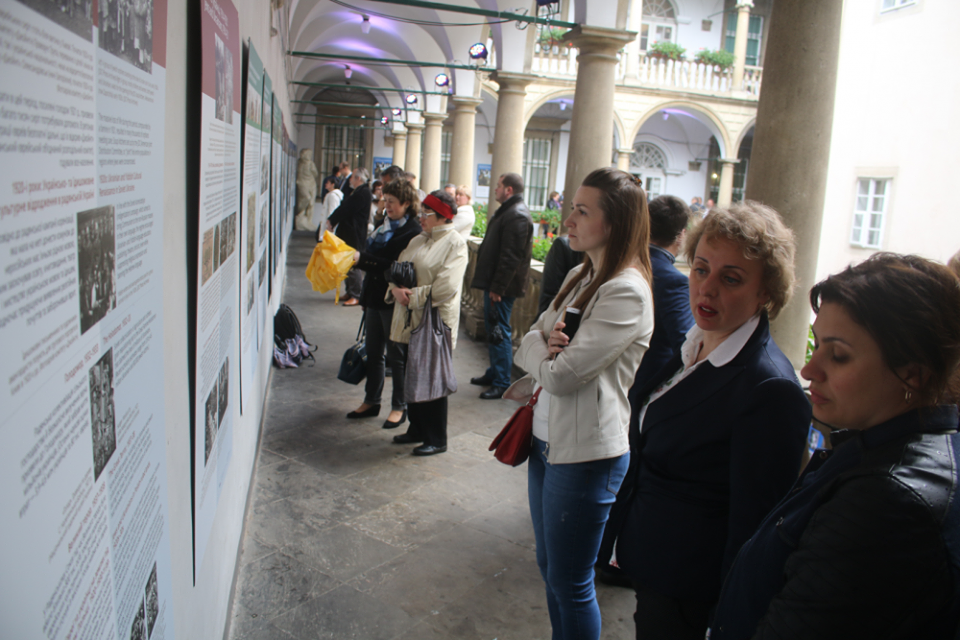 У Львові відкрилася виставка про взаємовідносини євреїв та українців