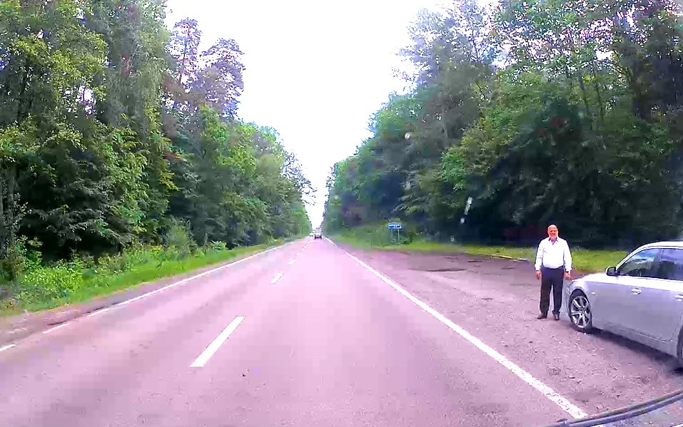 На Радехівщині з’явилися дорожні шахраї, які виманюють гроші з водіїв