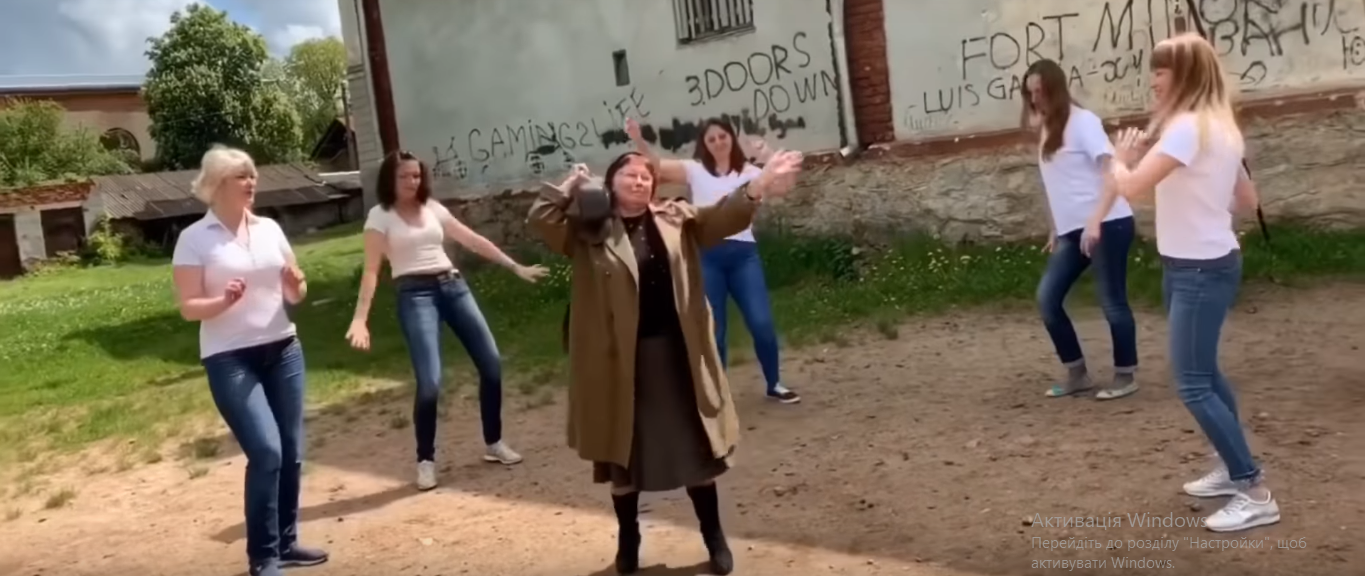 «Прокинулися зірками»: працівники Дрогобицького університету зняли відео для конкурсу Монатіка