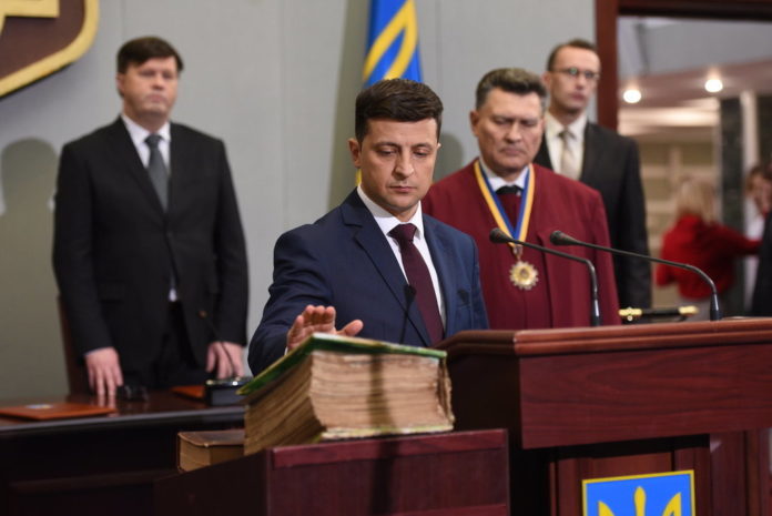 «Це було перше знайомство»: Зеленський про зустріч у парламенті