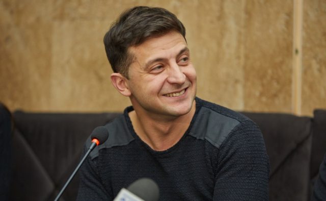 «Залиште нас у спокої»: команда Володимира Зеленського не хоче втягуватися у внутрішній політичний конфлікт США