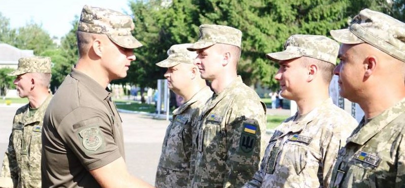 У Самборі зустрічали військових, які повернулися з Республіки Косово