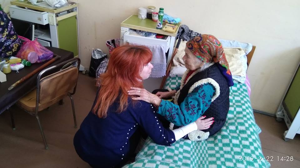 Волонтери поїдуть у хоспіс в Журавно: що потрібно