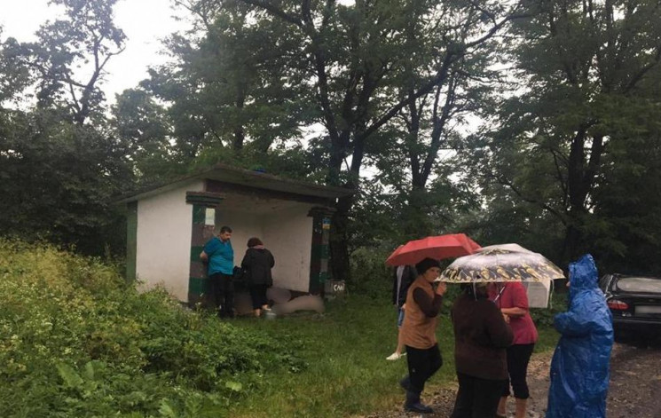«За секунду на них футболки погоріли»: трьох львів’ян на Івано-Франківщині вбила блискавка
