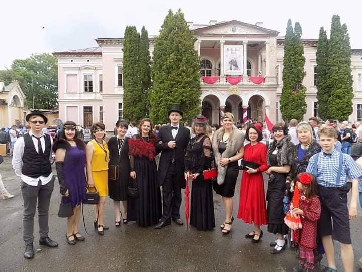 Селфі з графом Бадені: у Буську відбувся ретро-фестиваль