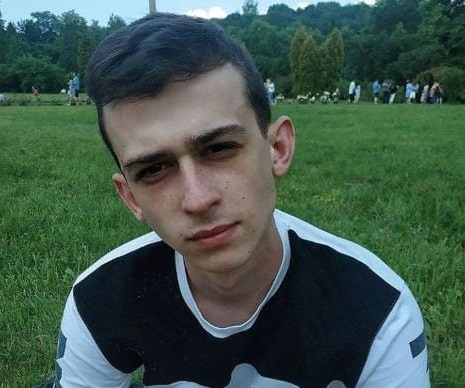 Львівський студент Денис Савляк не повернувся з дня народження подруги