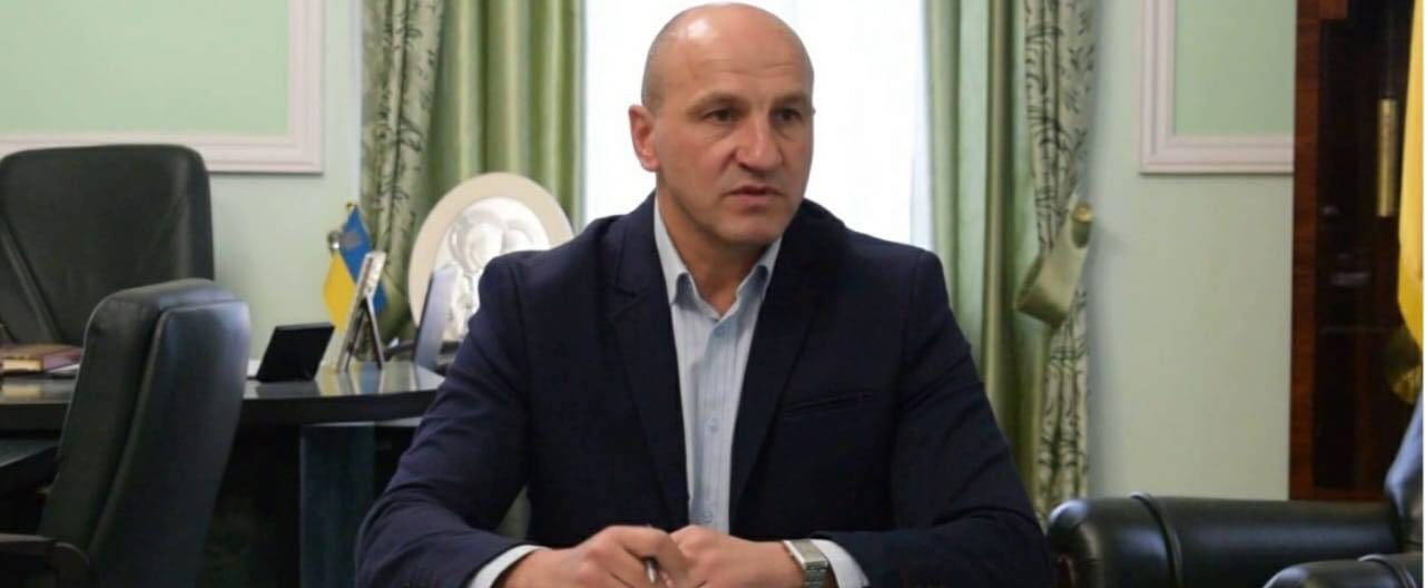 “4,2 млн грн, отриманих від продажу комунальних приміщень на Prozzoro.sale, плануємо скерувати на ремонт доріг Самбора”, – Юрій Гамар