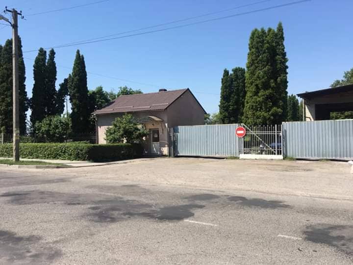 Фото без опису