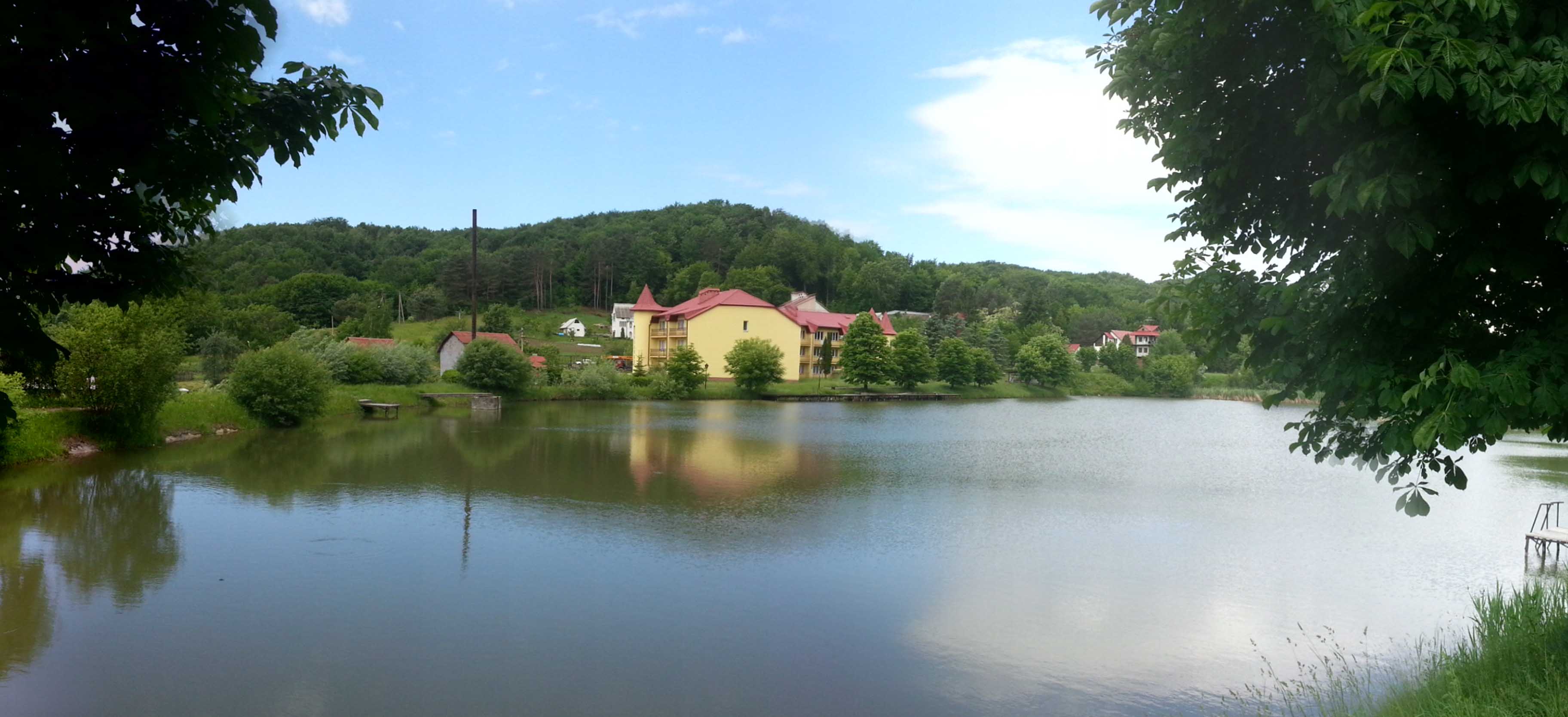 Лише в 12 озерах Львівщини можна купатися