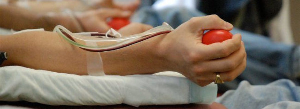 Донорам крові даруватимуть браслети