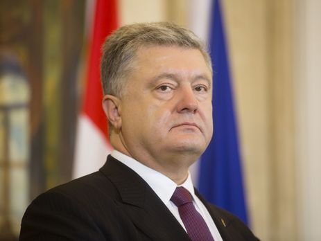 Антикорупційні органи обшукали підприємства та перевіряють законність дій Порошенка