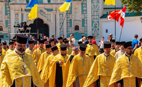 На хрещення Русі в Києві пройшли хресні ходи і ПЦУ, і УПЦ МП