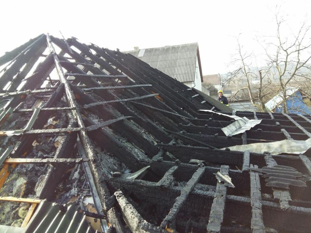 На Старосамбірщині вогнеборці не змогли врятувати будинок