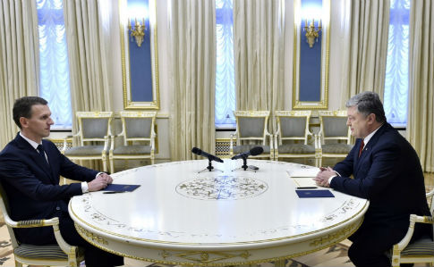 Порошенко просив перенести допит в ДБР через довгострокову відпустку