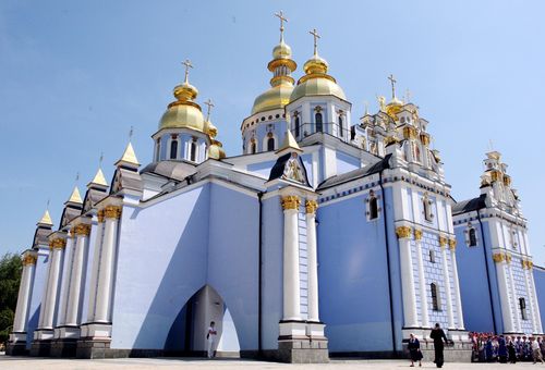 Ліквідована церква Філарета вимагає в суді контролю над Михайлівським собором