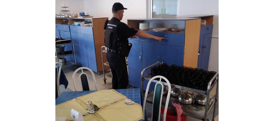 З санаторію у Трускавці сьогодні евакуйовували більше тисячі людей: хибне замінування