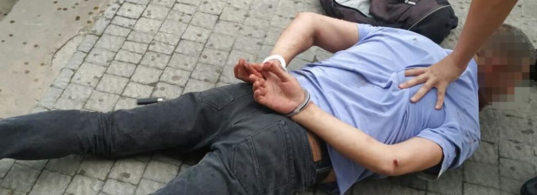 У центрі Львова чоловік порізав 31-річного перехожого