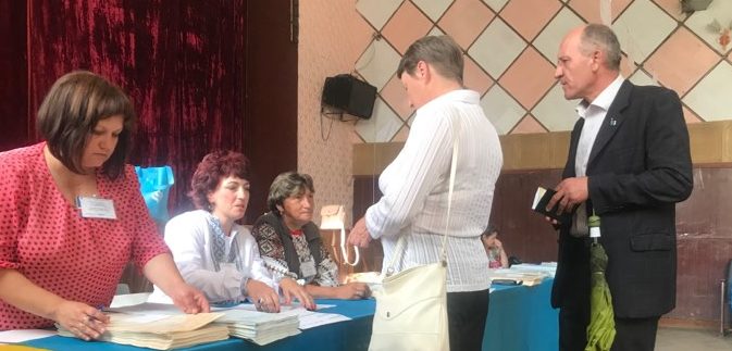  «Багато людей на заробітках»: на Старосамбірщині очікують невисоку явку виборців
