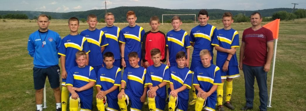 У селі на Миколаївщині створили футбольний клас: навчання безкоштовне