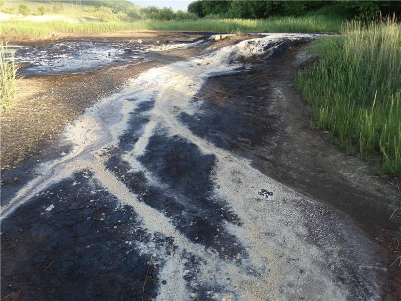 На Сколівщині витекло 50 тонн нафти (Відео)