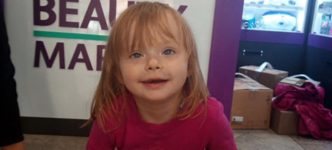 У Львові розшукують рідних 2-річної дівчинки