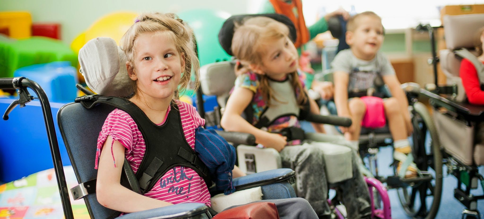 Львів’яни можуть здати макулатуру, аби допомогти дітям з інвалідністю