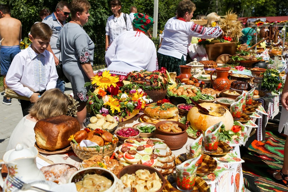 Вареник з найбільшою кількістю начинки: на фестивалі у Радехові встановлять рекорд