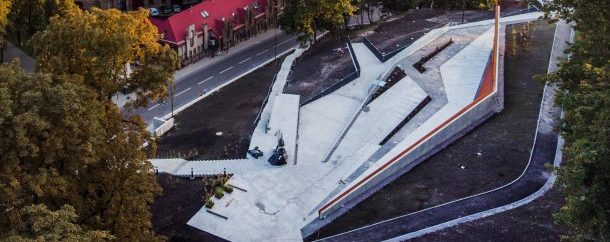 Перший в Україні Меморіал пам`яті Небесної Сотні відкрили у Львові