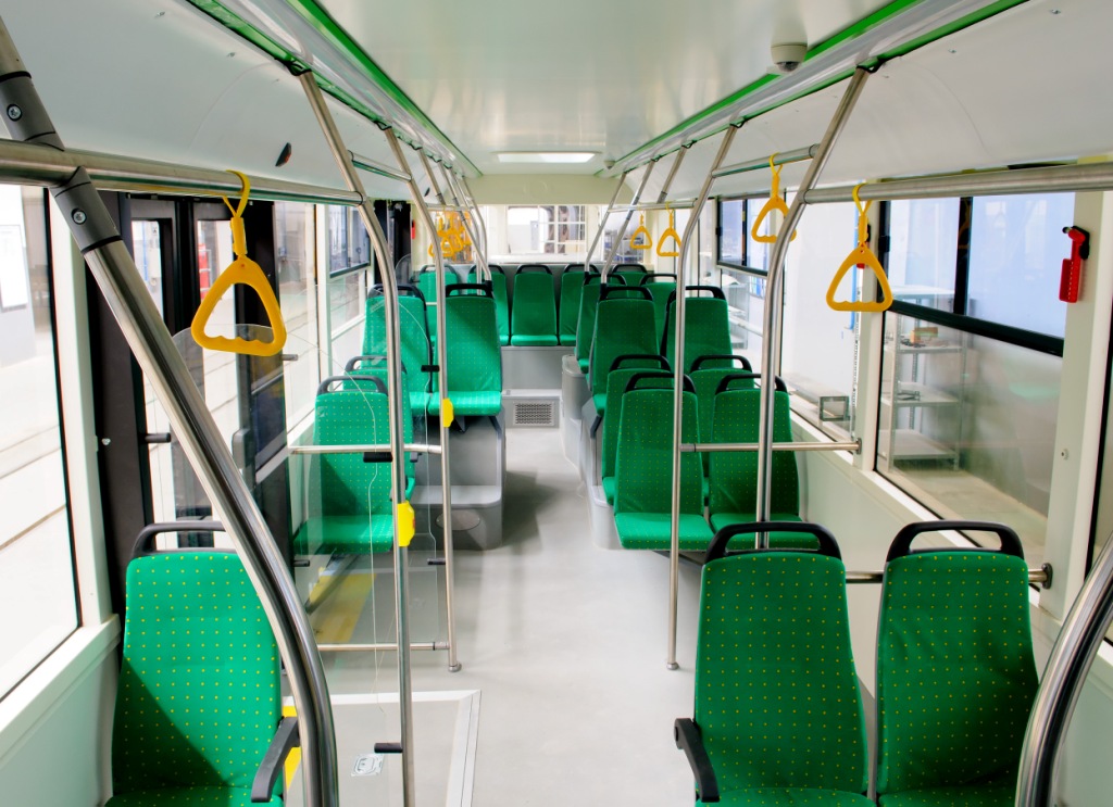 Львів’янин хоче, щоб “Львівелектротранс” вимив трамваї та тролейбуси