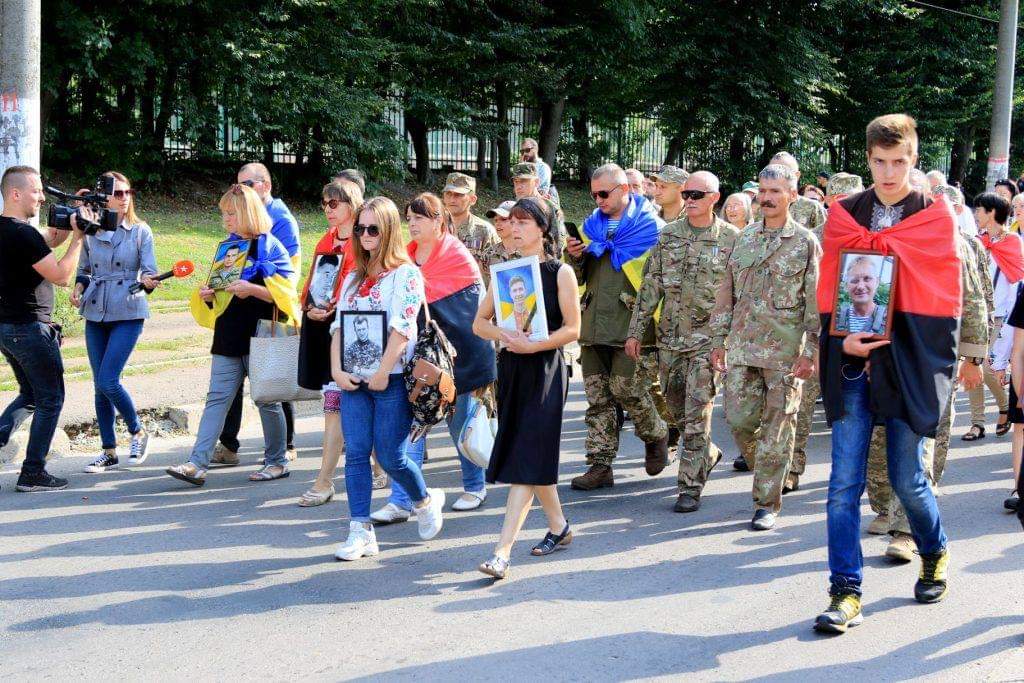 Атовець Артур Кирєєв, який організував у Львові Марш нескорених, одружився у військовому госпіталі