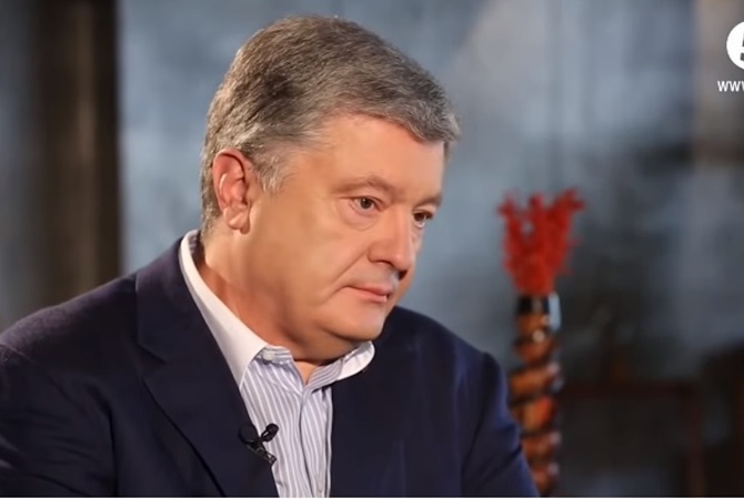 «Цукерки Рошен або наколоті апельсини»: Порошенко розповів, що буде сигналом початку «путчу»