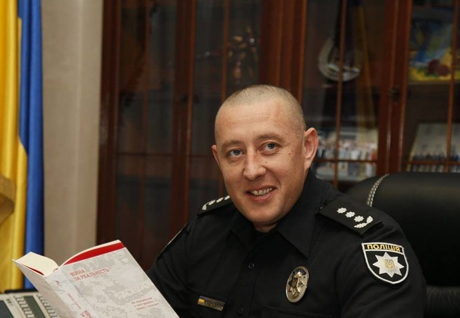 “Дев’ять працівників поліції звернулися до лікарні, шестеро потрапили у стаціонар”, – Василь Віконський