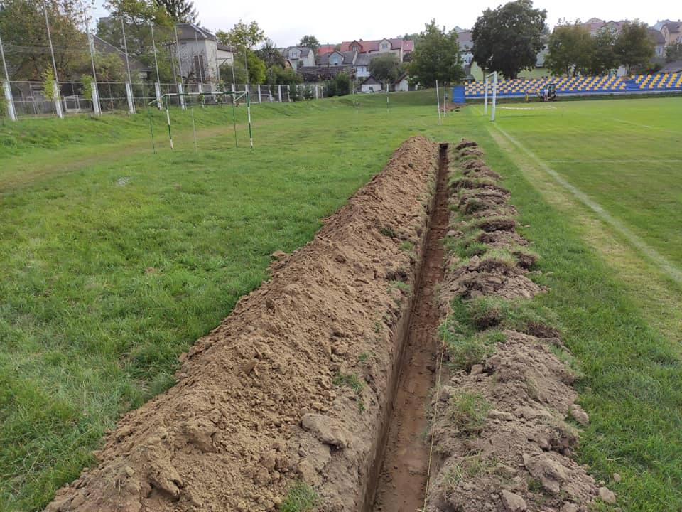 Футбольне поле в Миколаєві поливатиме сучасна система