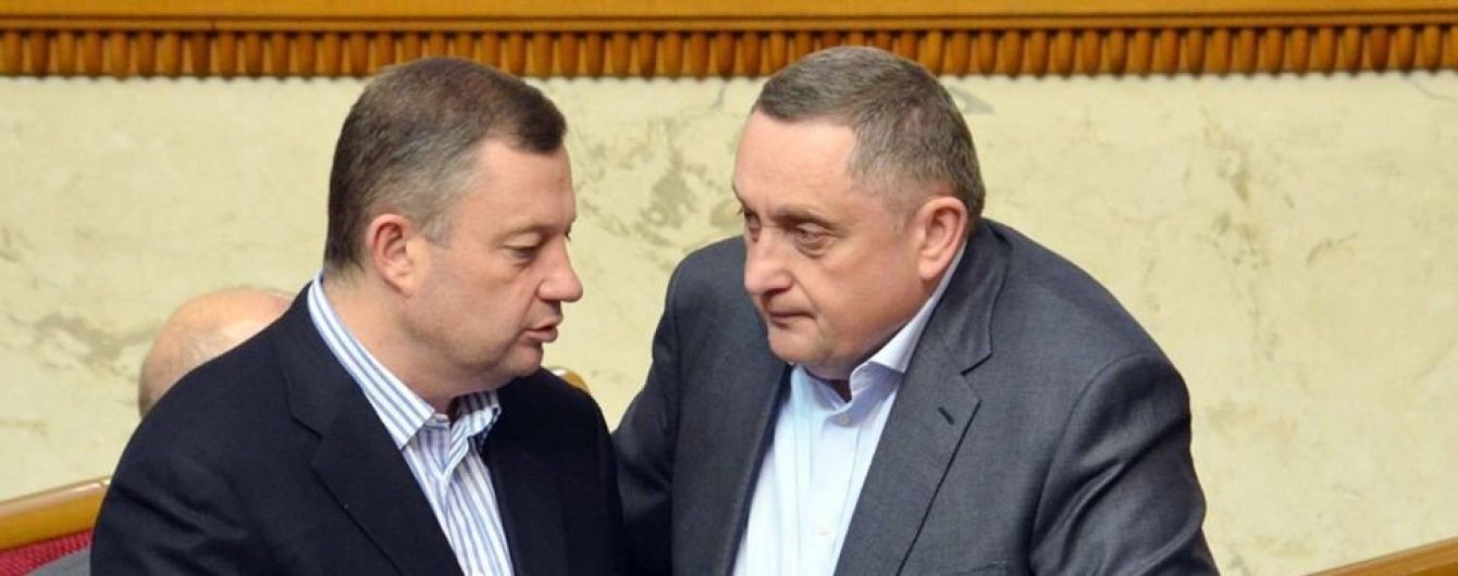 Укрзалізниця припинила закупівлю деталей у компанії братів Дубневичів