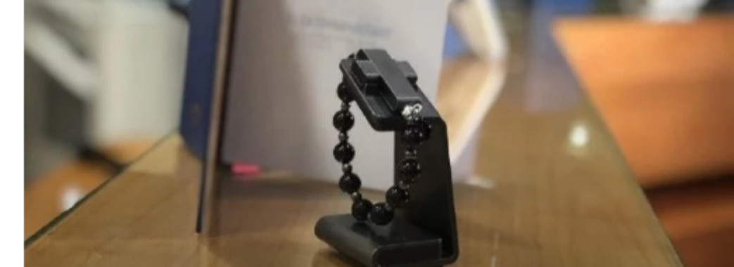 Smart-чотки за 110 доларів: у Ватикані представили пристрій для віруючих
