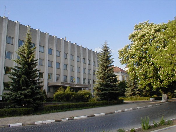 Самбірська та Мостиська районні ради тепер зареєстровані у селах