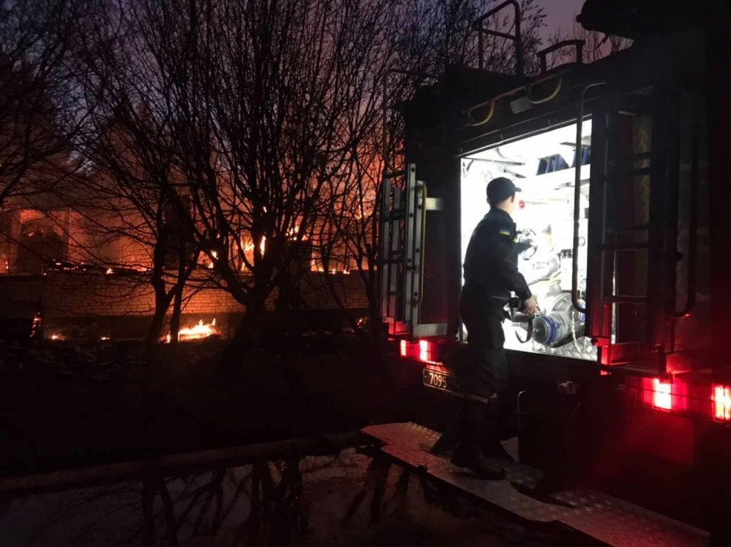 У військовій частині на Яворівщині згорів офіцер
