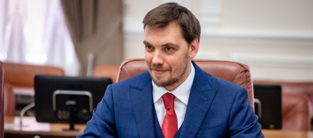 Прем’єр-міністр планує будівництво якісних доріг в Україні