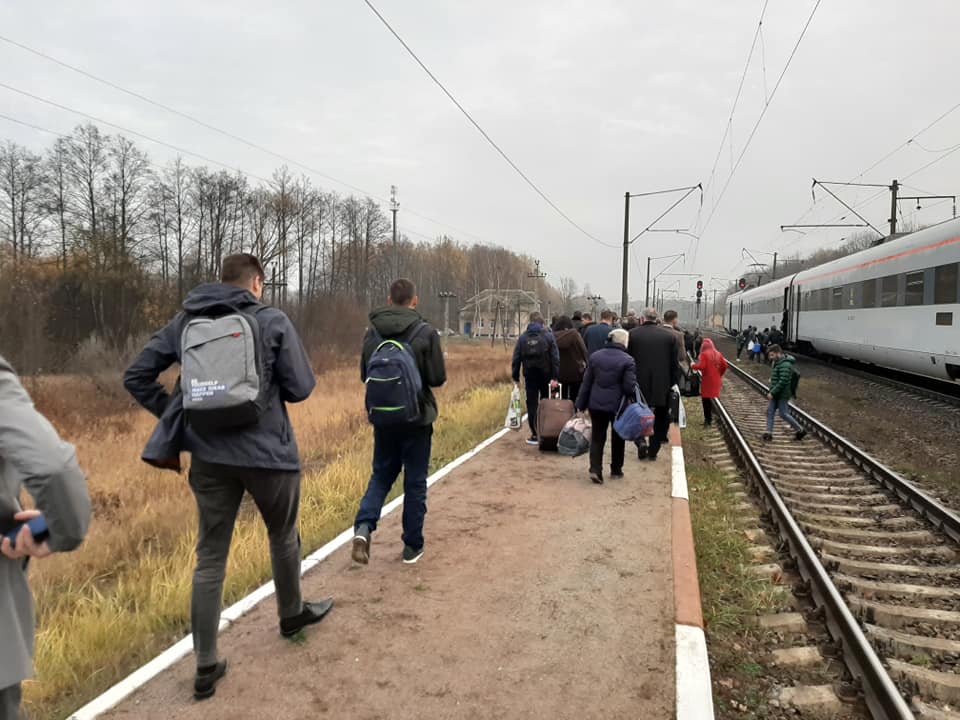 В «Інтерсіті» Львів-Київ шукають вибухівку