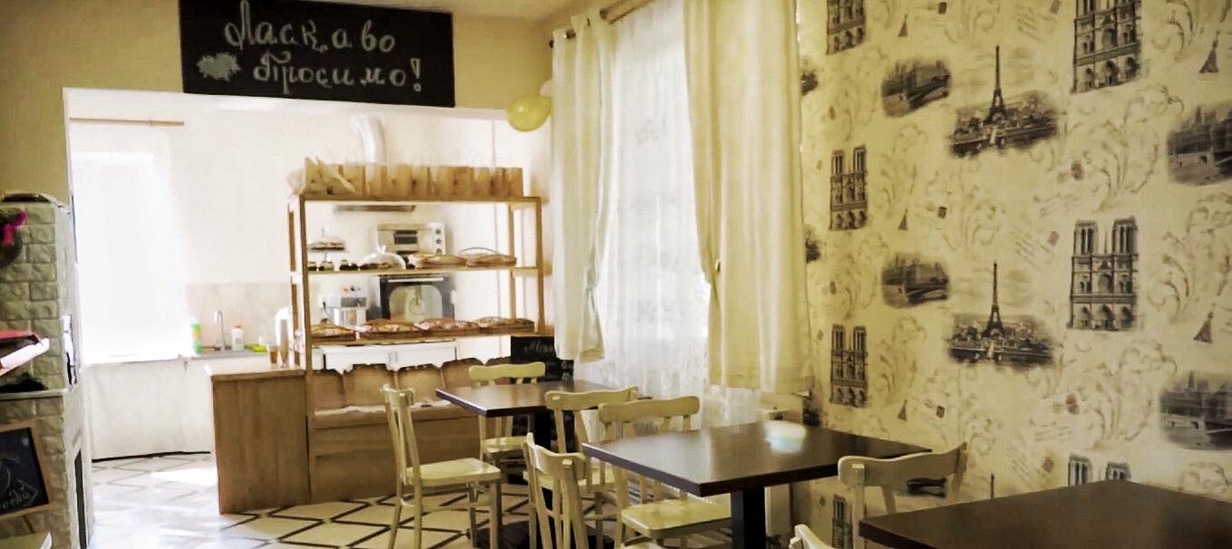 Як на Самбірщині працює перша соціальна пекарня, яку створив священник з мешканцями села(ВІДЕО)