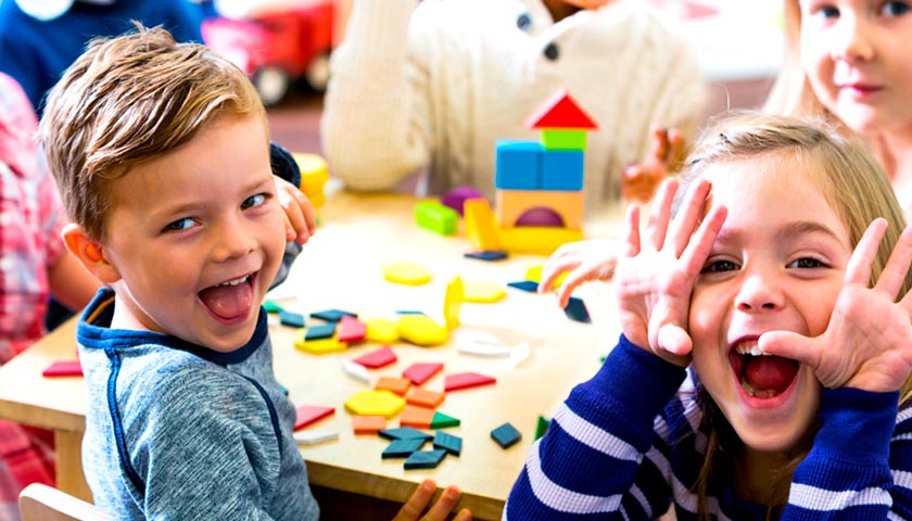 У львівських супермаркетах збиратимуть харчування для хворих дітей