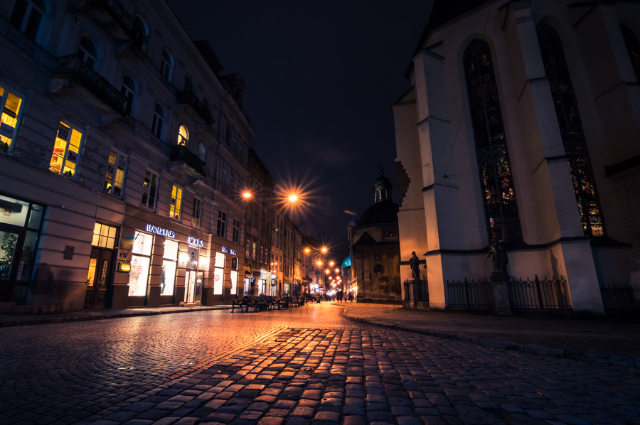 У Львові пройде вечірній жіночий марш “Поверни собі ніч”