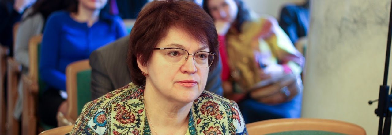 Три фракції обласної ради просять звільнити Ірину Микичак