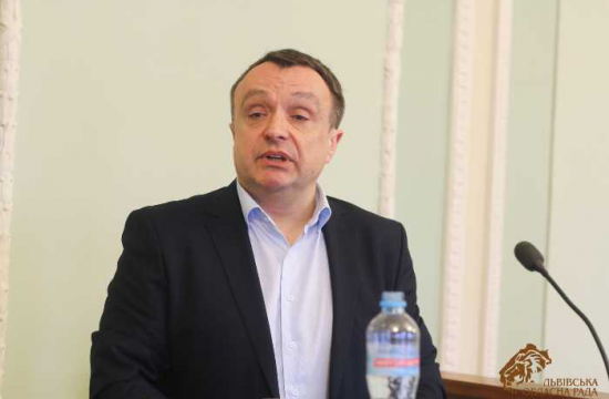 Головного лікаря «Чорнобильської» лікарні затримали за хабар