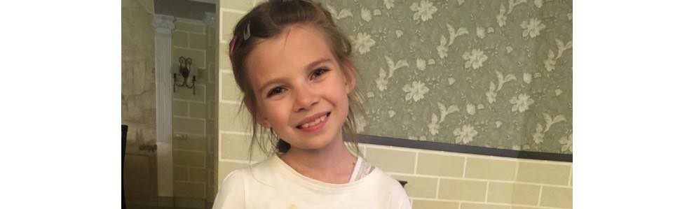 10-річна Роксоляна Прочко пише вірші, щоб вижити: у дитини стався рецидив