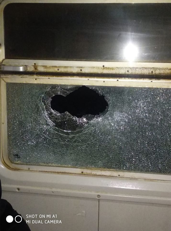 На Пустомитівщині двом пасажирам електрички розбили голови