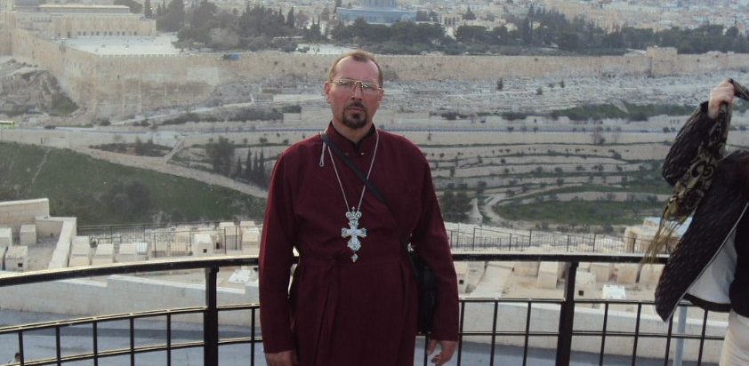 “Допомагав молитвою у хворобах і бідах”: на Турківщині у ДТП загинув священник