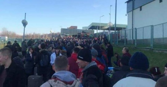 “Боляче дивитись”: на кордоні з Польщею утворились величезні черги