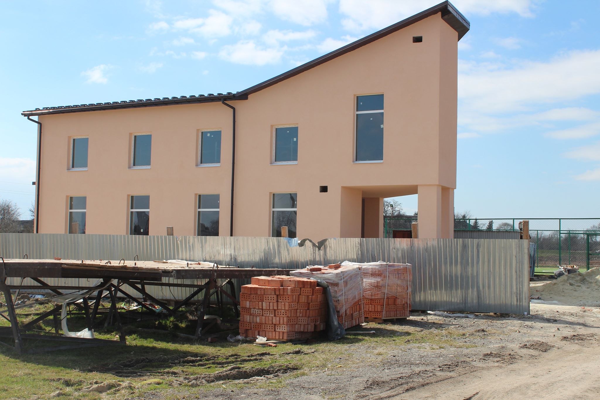 «Це знакова подія для села»: на Миколаївщині збудували надсучасний народний дім
